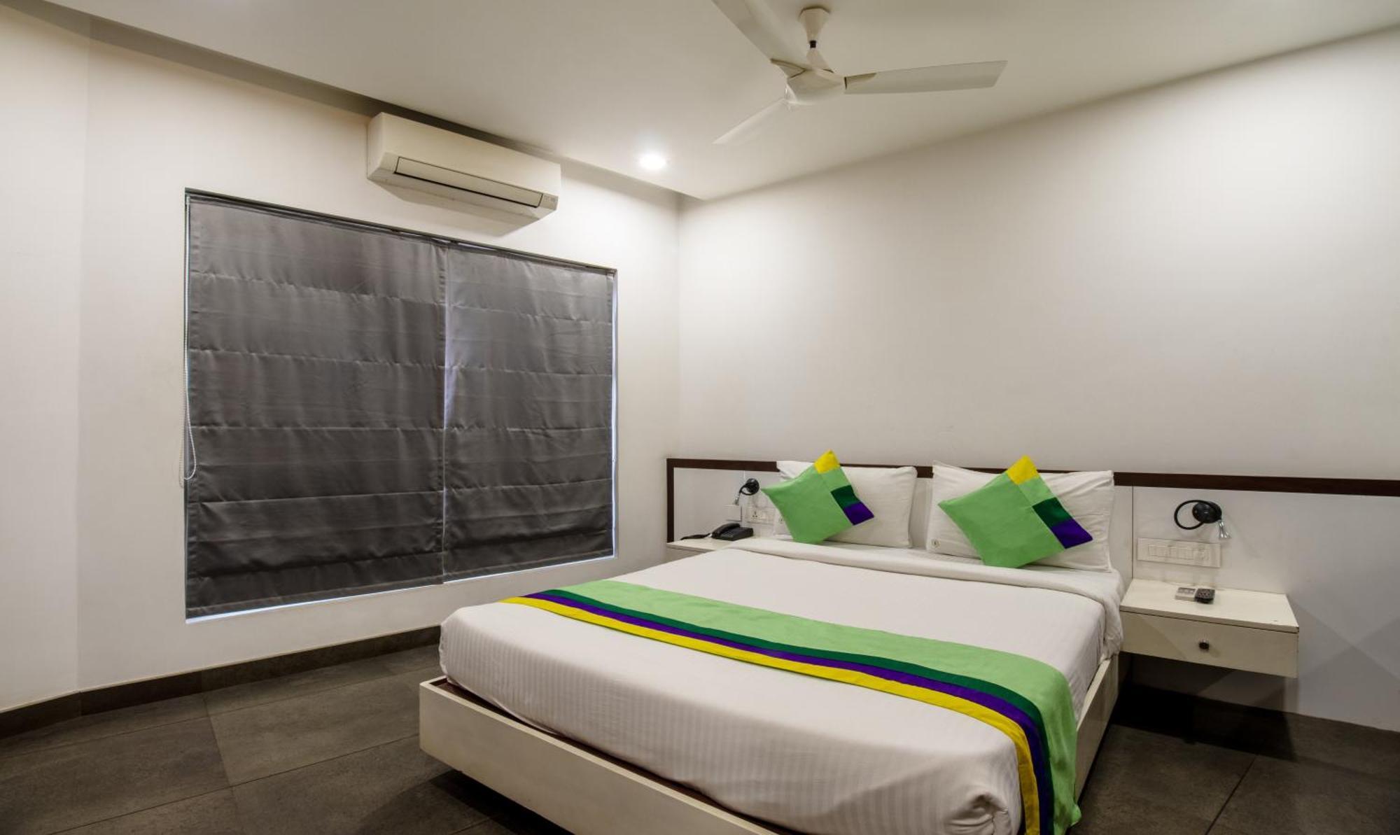 Treebo Brahma, Wayanad Hotel Sultan Bathery Buitenkant foto