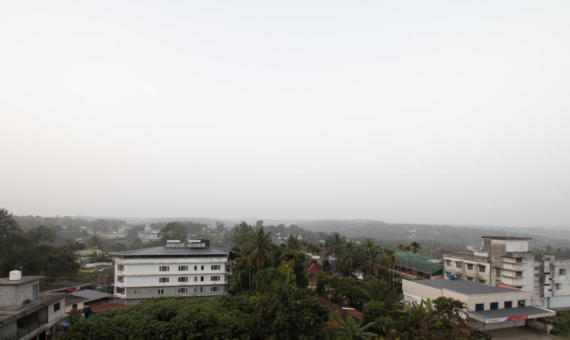 Treebo Brahma, Wayanad Hotel Sultan Bathery Buitenkant foto